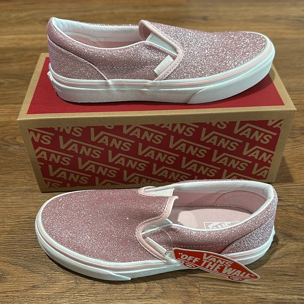 NWT Vans Classic Slip-On Pink Glitter Sz 3 Kid